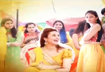 divyanka happy on her haldi