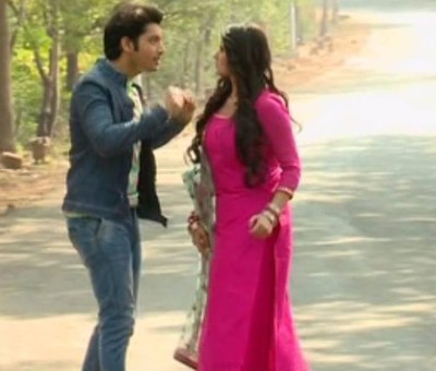 Kasam Not Tanuja But Smiley Pregnant Rift Amid Rishi Tanuja Colors' kasam tere pyaar ki is churning out oodles of drama every day, keeping its viewers religiously glued on to the show. but smiley pregnant rift amid rishi tanuja