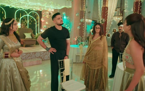 Mannat: Villains sav...