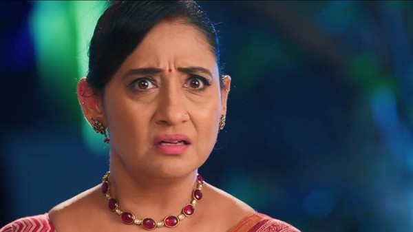 Yrkkh: Vidya drags A...