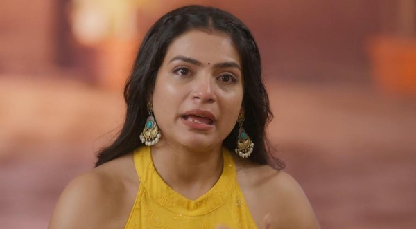 Udne Ki Aasha: Roshi...