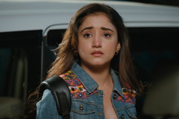 Do Duniya Ek Dil: Aa...