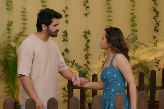 UKA: Riya Akash's Re...