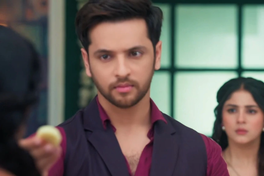 Anupama: Prem stops ...
