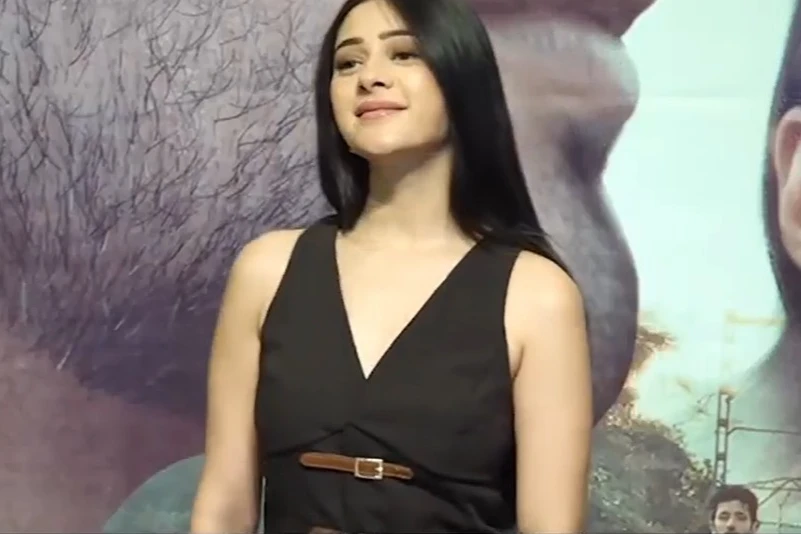 Jhanak Fame Hiba Naw...