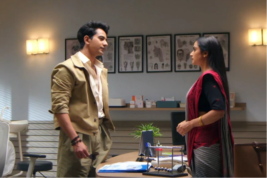 Sairaab: Nayanika an...