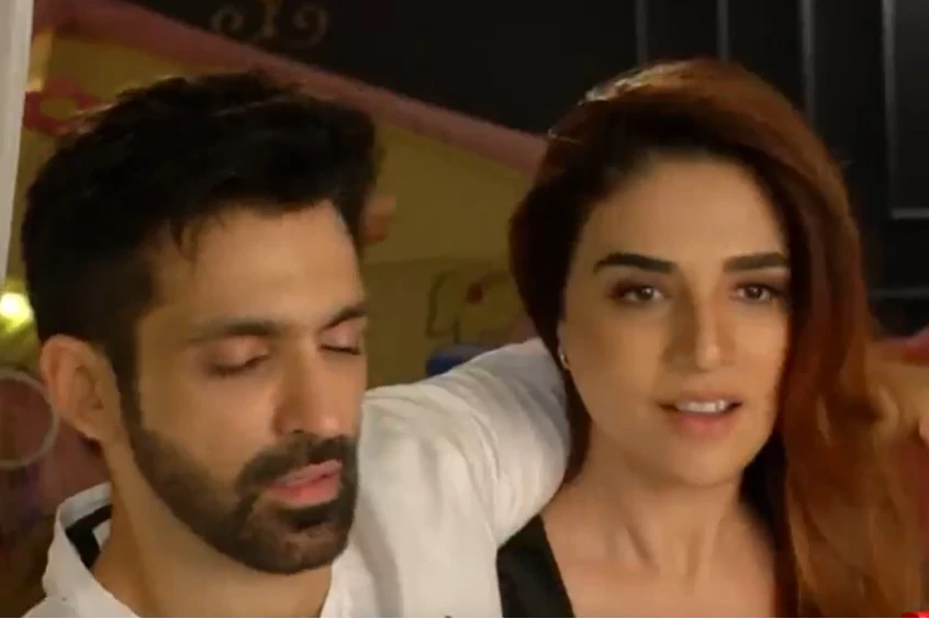 Dr. Aarambhi: Hide a...