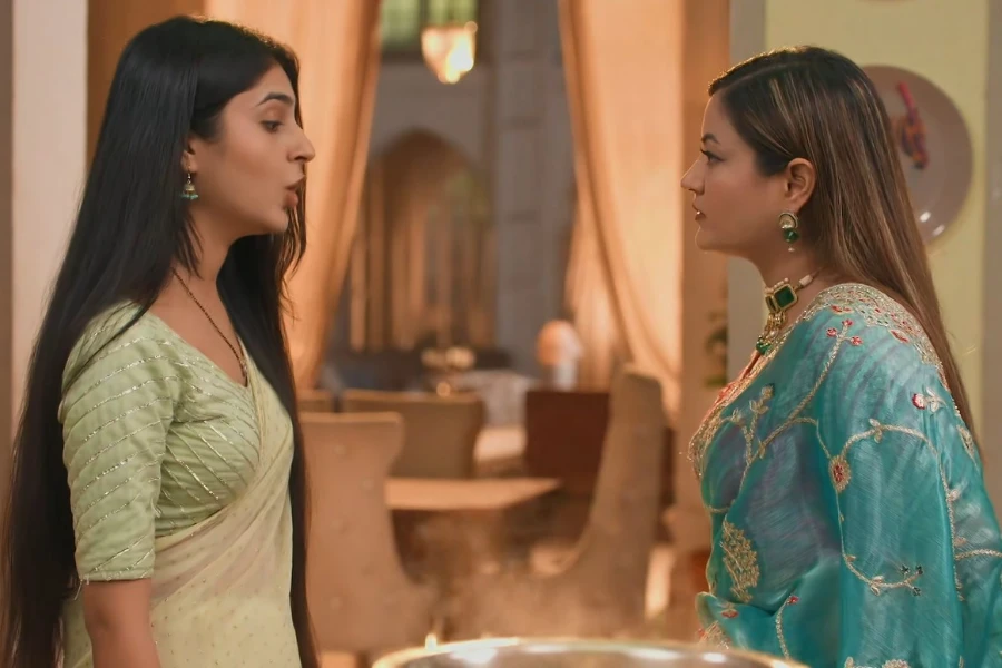YRKKH: Manisha Tags ...