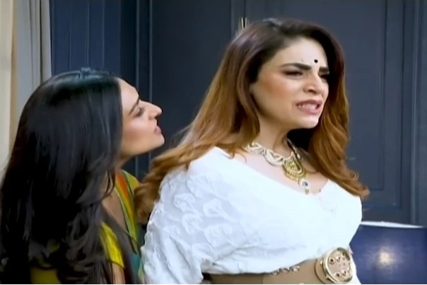 Dr. Aarambhi: A tigh...