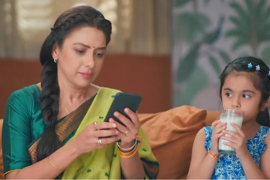 Anupama: A Clue Befo...