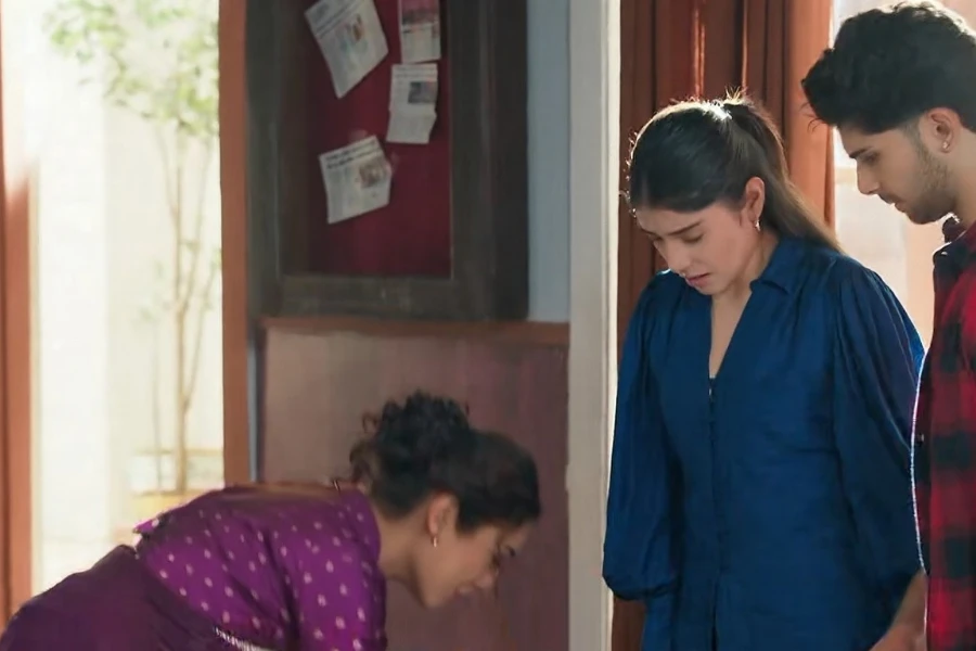 Anupama: Anupama Bow...