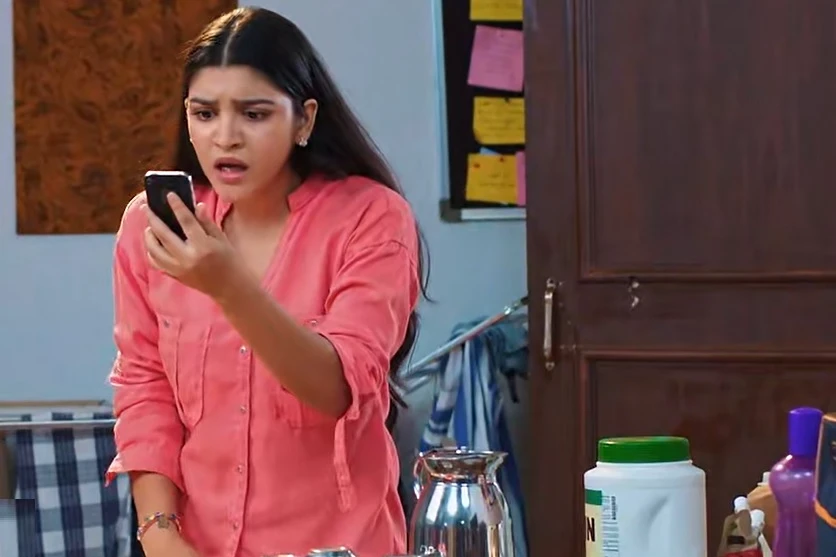 YRKKH Twist: Maira F...