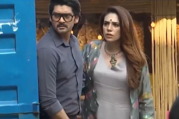 Dr. Aarambhi Twist: ...
